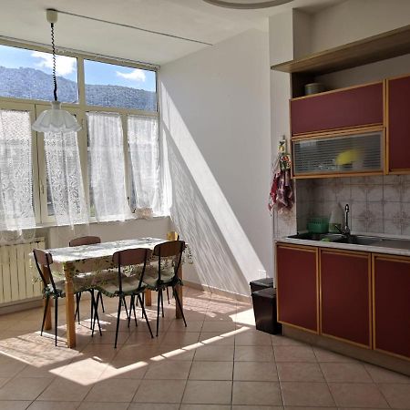 Marinella Seaside Apartment ピッツォ エクステリア 写真