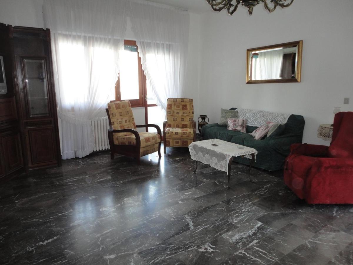 Marinella Seaside Apartment ピッツォ エクステリア 写真