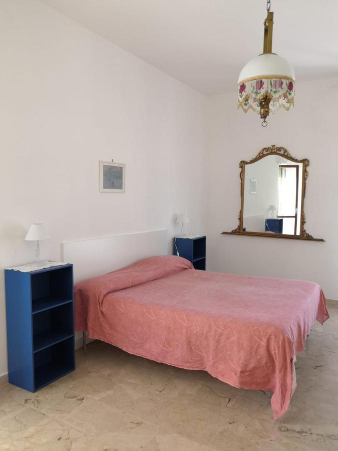 Marinella Seaside Apartment ピッツォ エクステリア 写真